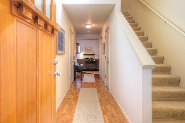 Foto del edificio - Hillsboro Home Minutes to Maxx, Pacific Un...