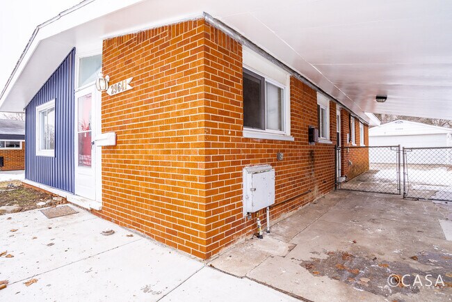 Carport - 29641 Fairfax St
