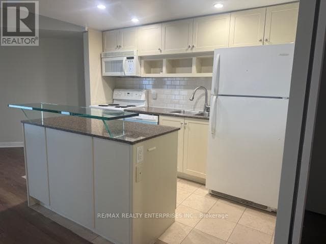 Photo du bâtiment - 8 York St