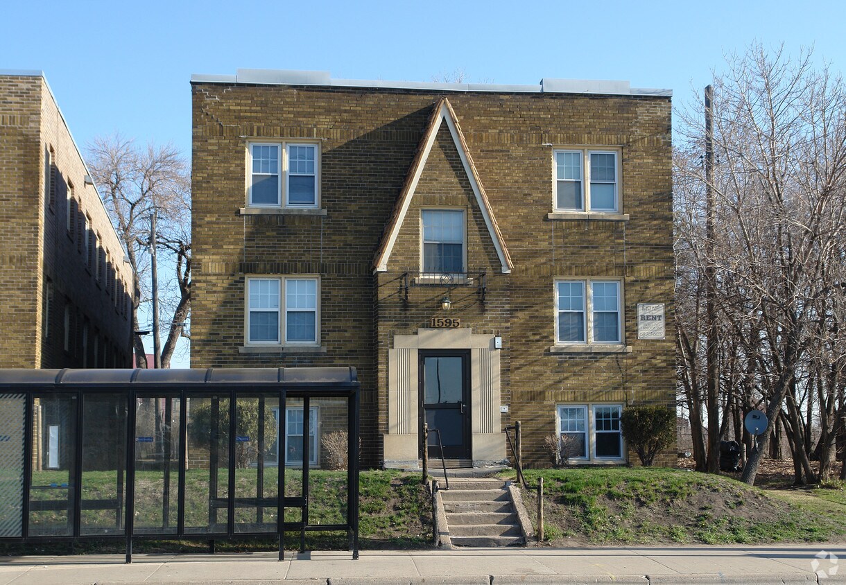 Building Photo - 1595 St Anthony Ave