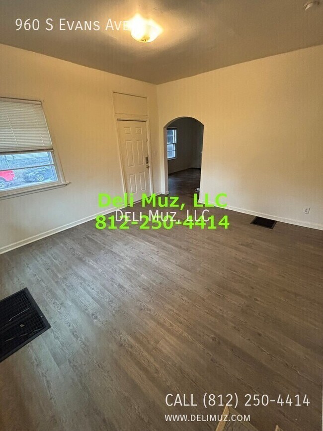 Foto del edificio - 960 S Evans Ave