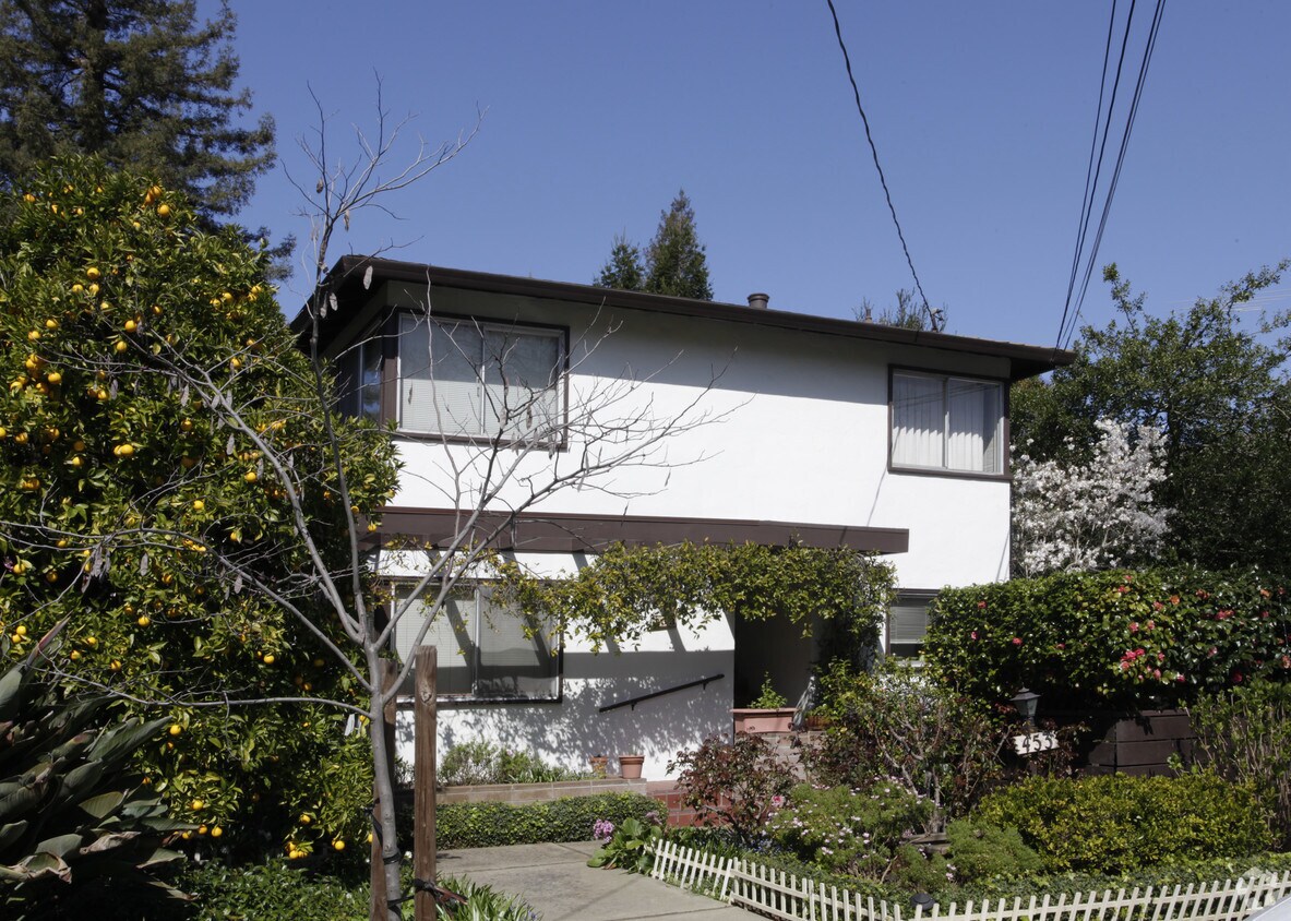 Primary Photo - 453 Hawthorne Ave