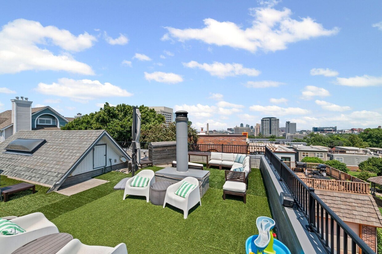 Foto principal - Amazing Union Hill Single Family Home