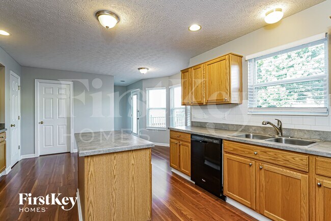 Building Photo - 1206 Preeman St