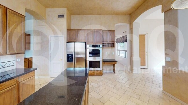 Building Photo - 1955 E Drake Dr