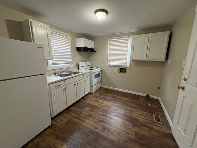 Foto del edificio - 1805 College St