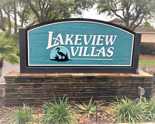 Building Photo - 2/2 Home in Lakeview Villas!
