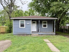 Building Photo - 2326 N Atlanta Pl