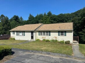 Building Photo - 11 Woodside Dr