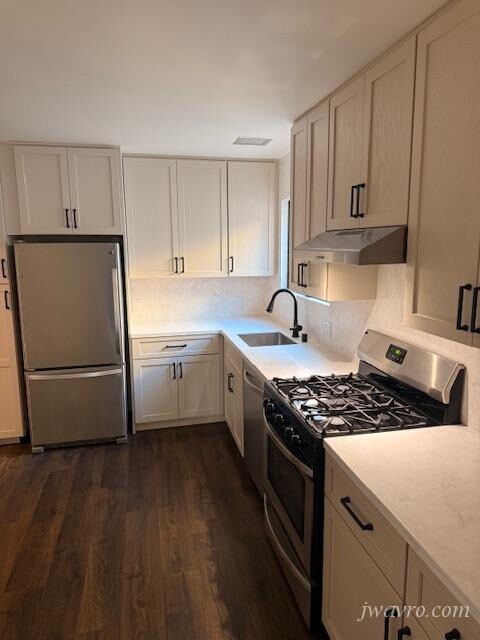 Foto del edificio - 89 Roosevelt Way