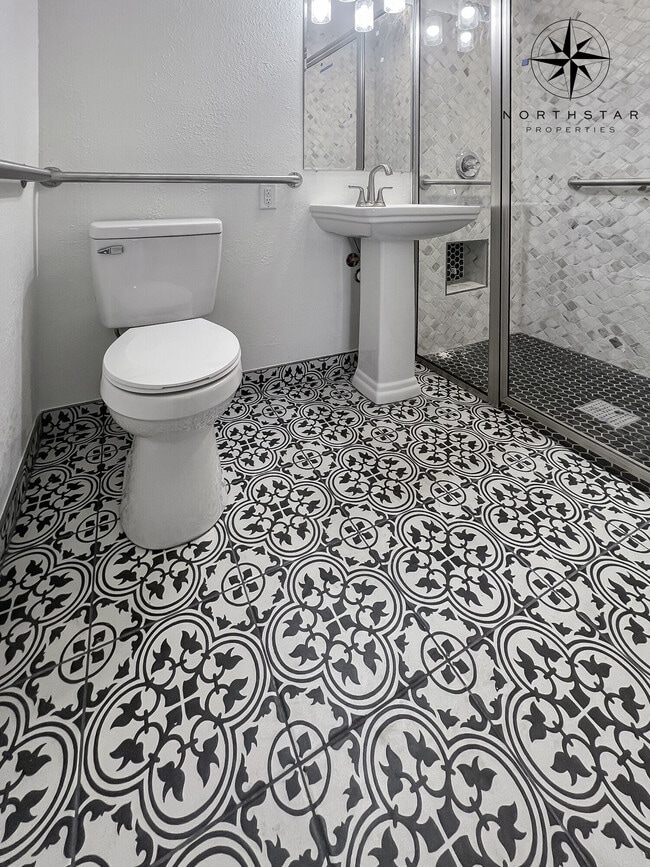 Interior Photo - La Villa