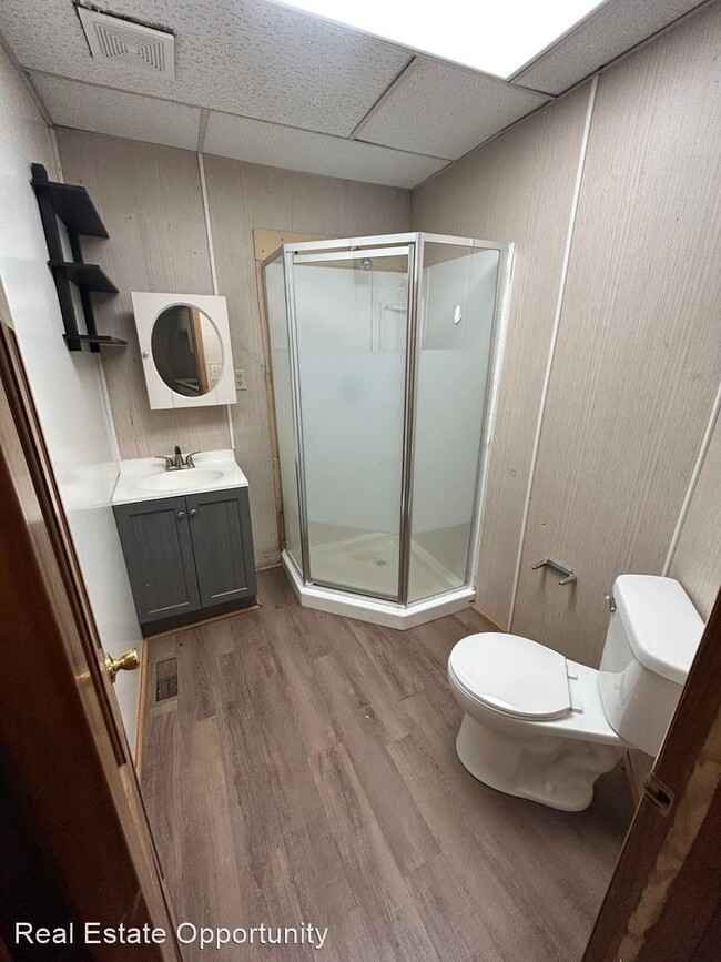 Foto del edificio - 3 br, 2 bath House - 632 E. Main St.