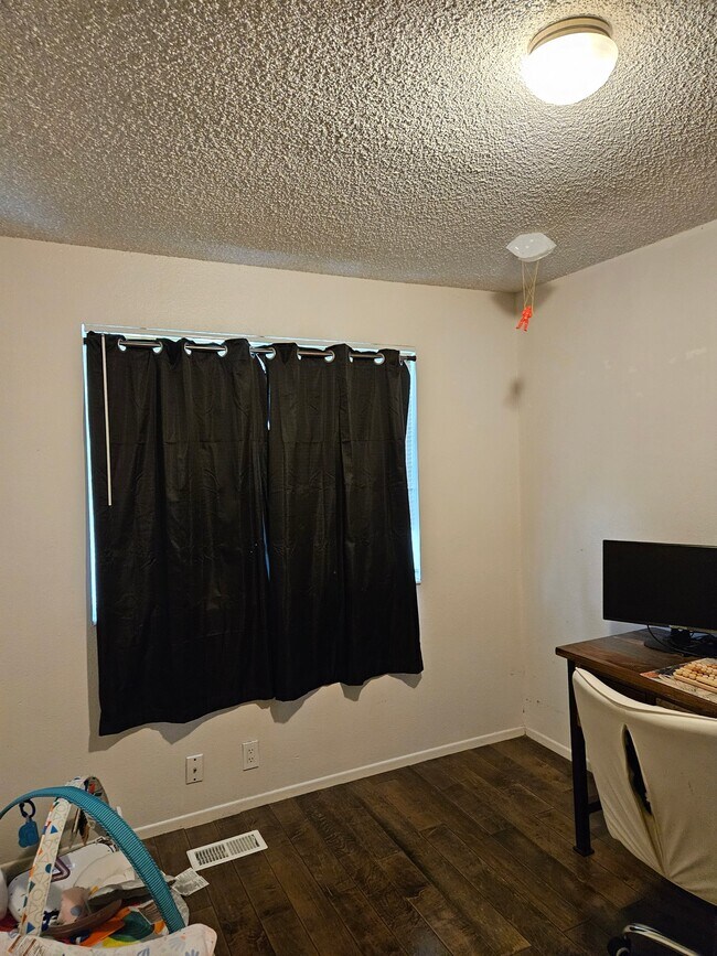 Building Photo - 5662 China Clay Dr