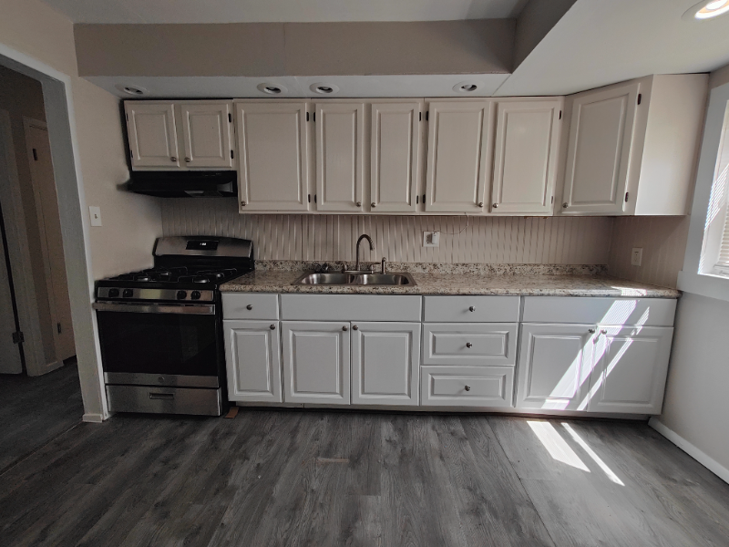 Foto principal - 10800 Glen Garry Rd