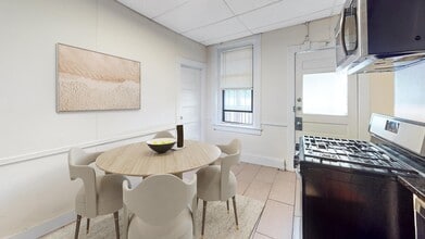 Building Photo - 882 Huntington Ave