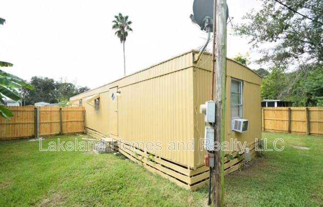 Foto del edificio - 3306 Peachtree Hill Rd