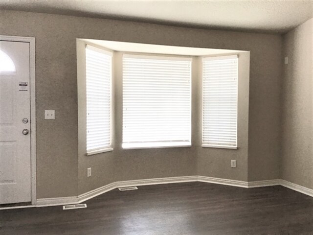 Foto del edificio - 4852 W Cold Springs Cir