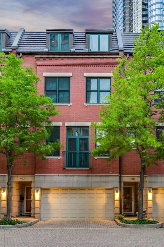 Primary Photo - 489 N Canal St