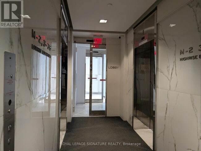 Building Photo - 14 York St