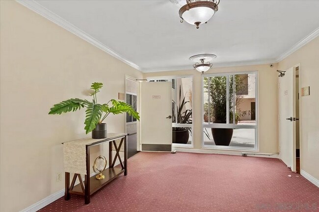 Foto del edificio - 8163 Redlands St