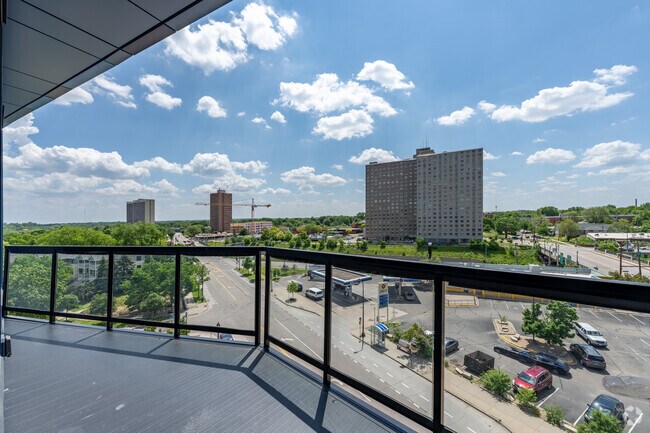 2HAB, 2BA - 992 ft² - Balcón - Luna