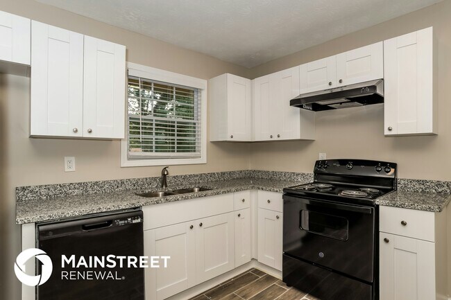 Foto del edificio - 677 Selden Ct