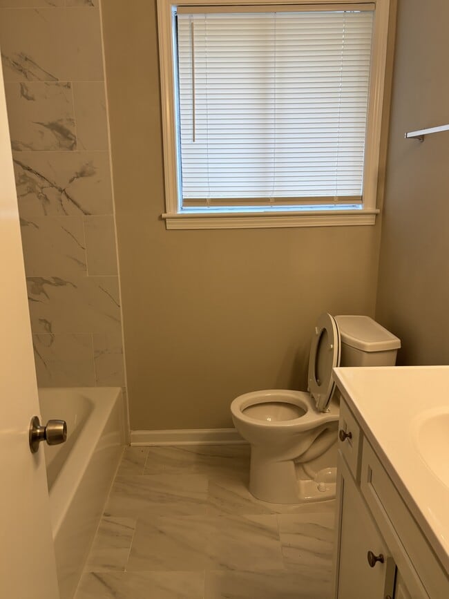 Building Photo - 2283 Cassie Ave