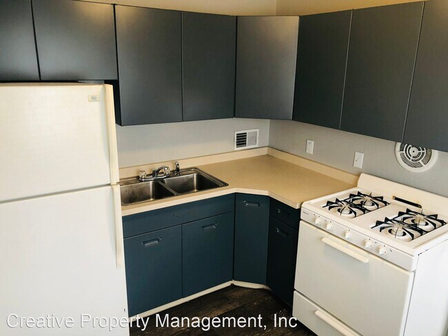 Building Photo - 1 br, 1.5 bath House - 405 8th Ave SW
