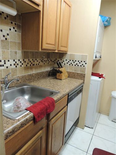 Foto del edificio - 11524 Royal Palm Blvd