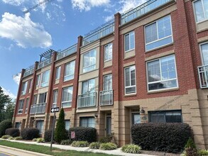 Building Photo - 1230 Capability Dr