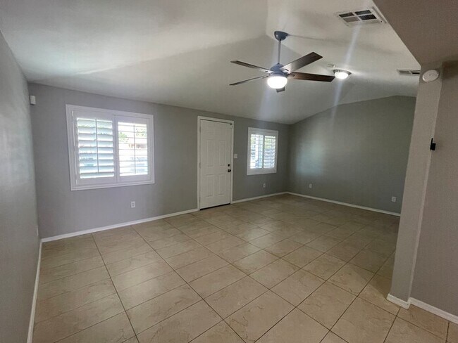 Foto del edificio - Great Home in Arcadia Light - Price Reduced