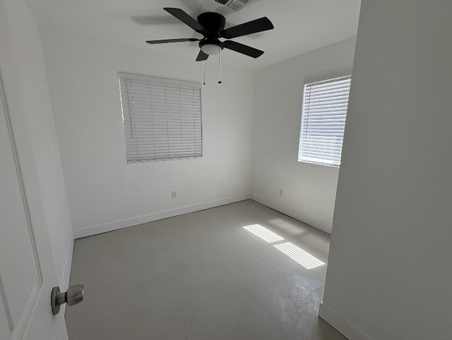 Photo - 658 S Grand House