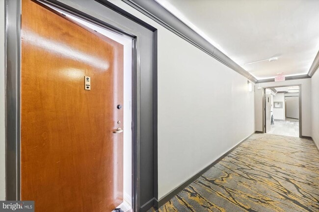 Foto del edificio - 3800 Powell Ln