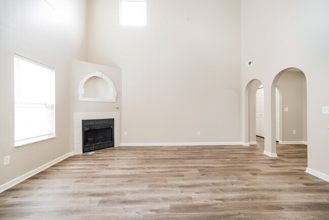 Foto del edificio - 4880 Grimm Dr