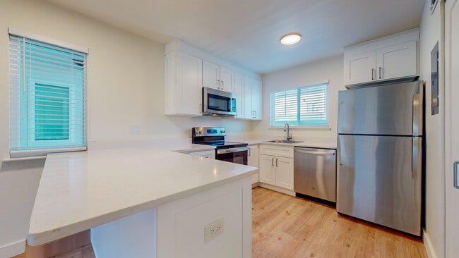 Kitchen - Sonoma Park Apartments