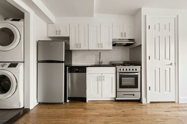 Building Photo - 908 Sterling Pl