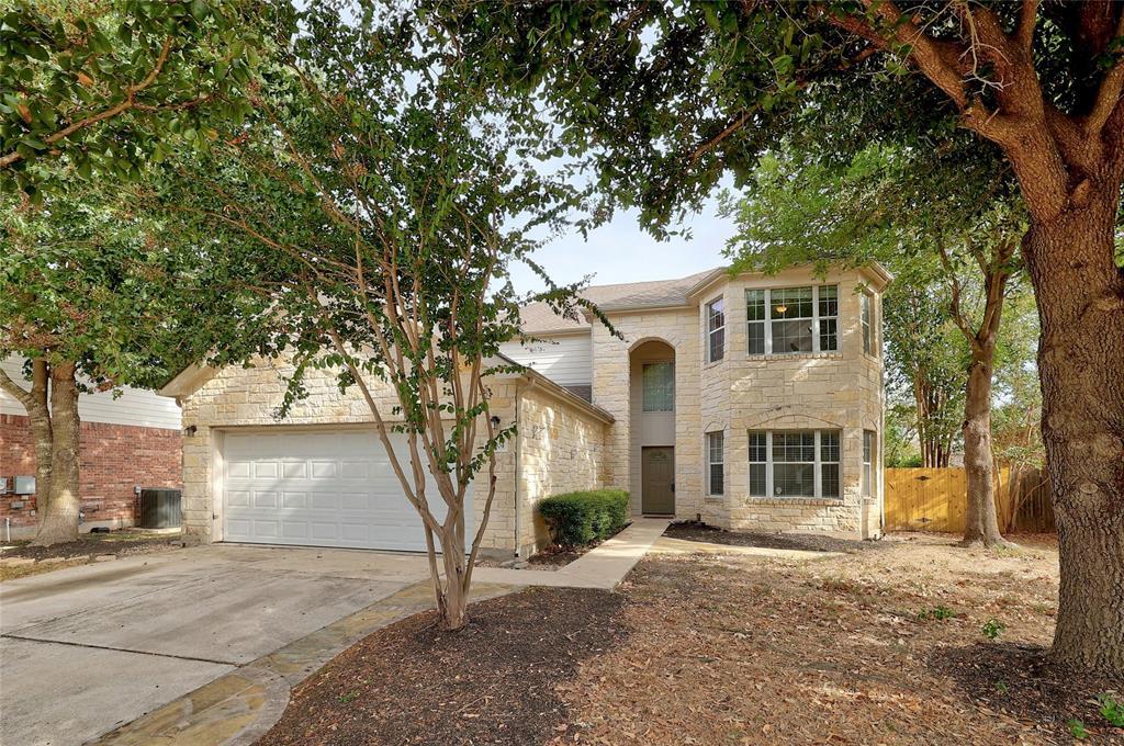 Foto principal - 20704 Silverbell Ln