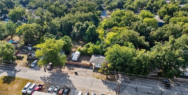 Foto del edificio - 112 Linda Dr