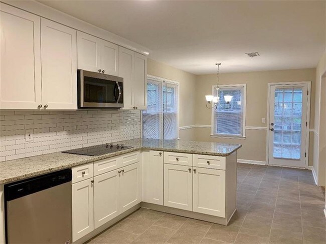 Building Photo - 1380 Murdock Rd