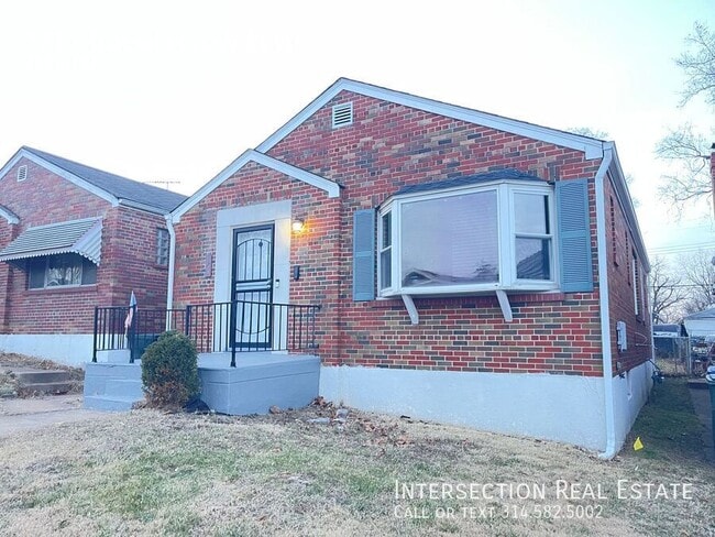 Foto del edificio - 5713 Goodfellow Blvd