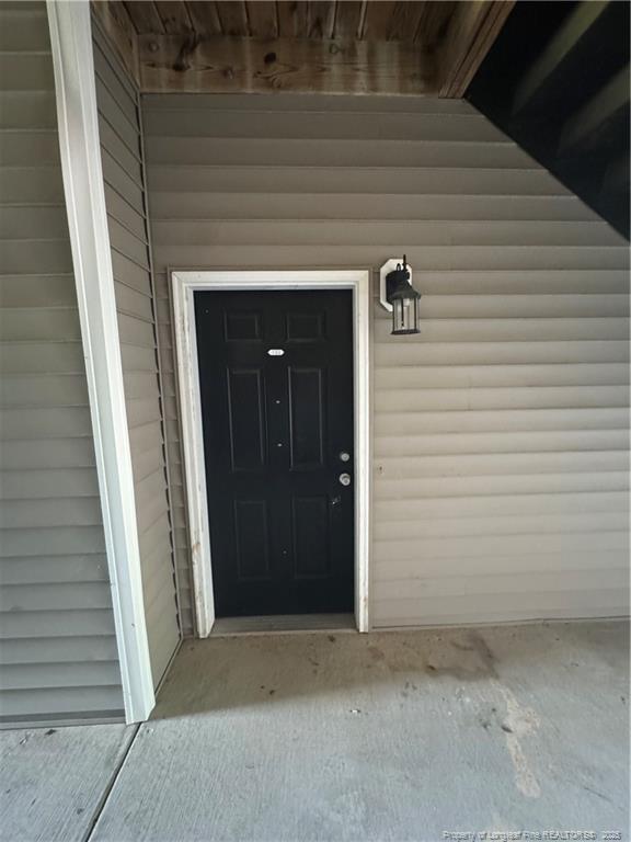 Building Photo - 616 Marshtree Ln