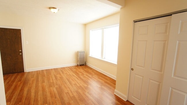 Foto del edificio - 1749 N Humboldt Blvd