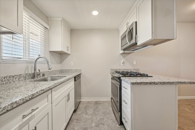 Building Photo - Northgate Apartments