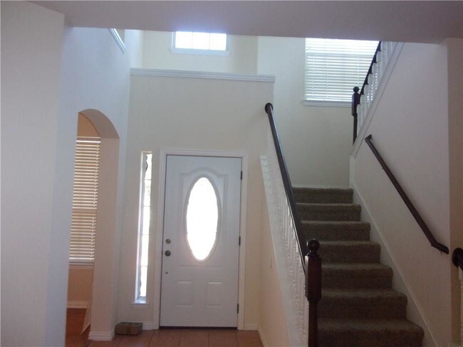 Building Photo - 4205 Stone Haven Dr
