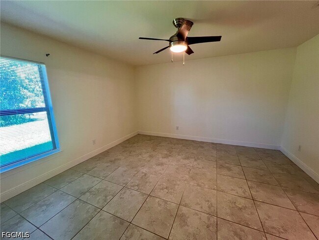 Foto del edificio - 3322 SW 17th Pl