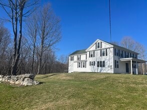 Building Photo - 51 Moore Rd