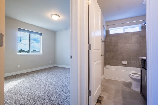 Building Photo - 2962 Namib Dr