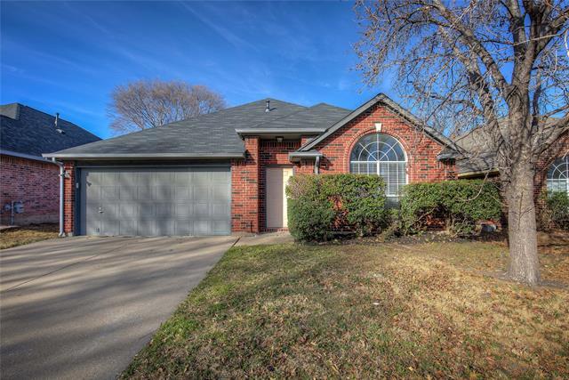 Foto principal - 911 Freshwood Ct