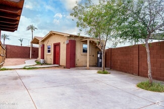 Building Photo - 4123 E Darrow St