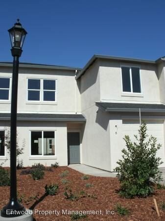 Building Photo - 3365-3375 Bodero Ln